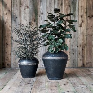 Endo Reclaimed Iron Pot - Small & Large - EP0601 - EP0602-800px
